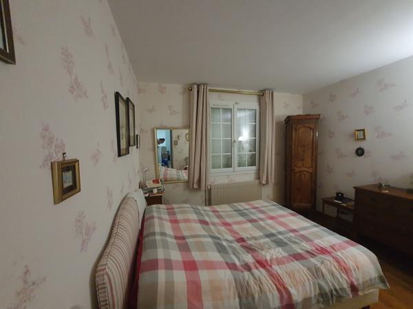 PROPRIETE DE FAMILLE 6 CHAMBRES 390 000 €