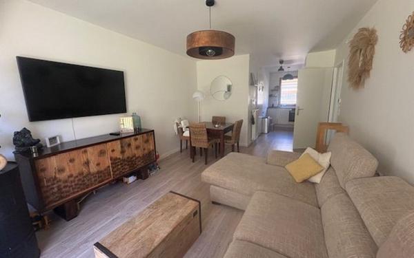 Appartement à vendre    3 pièces • 55,50 m2 Menucourt