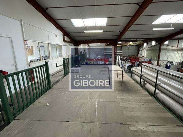 Local d'activites 1020 m² à vendre CESSON SEVIGNE (réf : 35.7239)