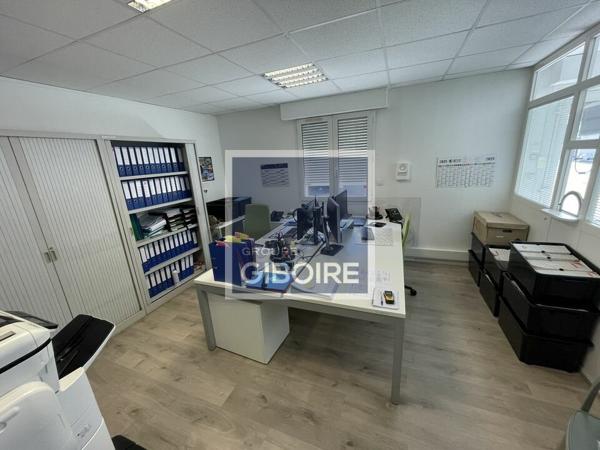 Local d'activites 1020 m² à vendre CESSON SEVIGNE (réf : 35.7239)