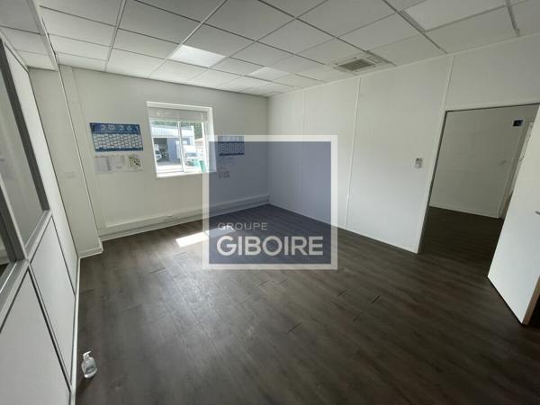 Local d'activites 1020 m² à vendre CESSON SEVIGNE (réf : 35.7239)
