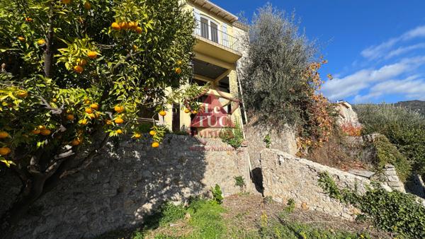 EXCLUSIVITÉ: Maison de village 4 p avec jardin Le Bar-sur-Loup (06620)