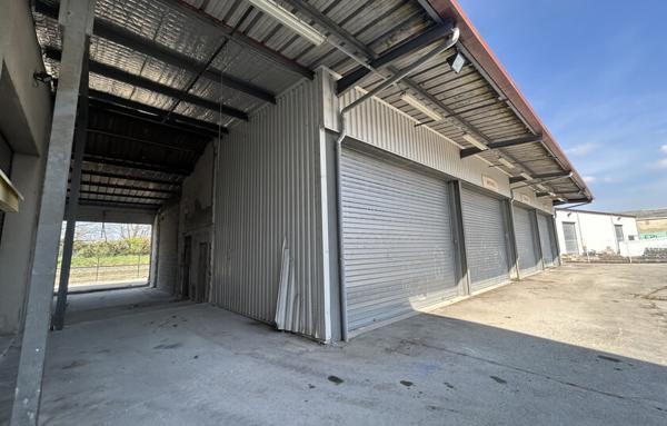 Local Professionnel de 380 m²