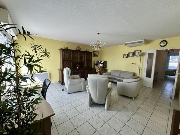Appartement à louer 1 100 € CC Royan 3 p 82 m² DPE C