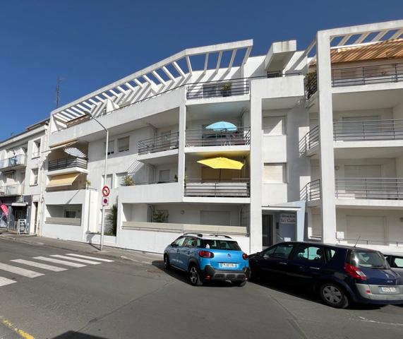 Appartement à louer 1 100 € CC Royan 3 p 82 m² DPE C