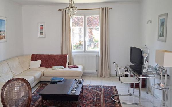 Maison à vendre    5 pièces •  Angoulême
