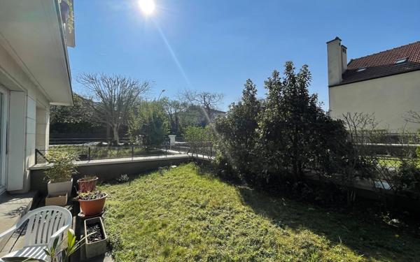 Appartement à vendre    2 pièces • 39,67 m2 Saint-Maur-des-Fossés