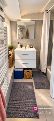 T2 dans résidence avec Jardin, parking privé au centre ville!!