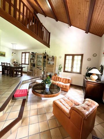 Villa 4 pièces - 01220 Divonne les Bains