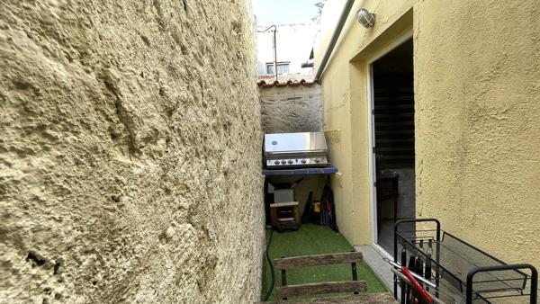 Élégante maison de ville avec terrasse sur les toits (91 m² )