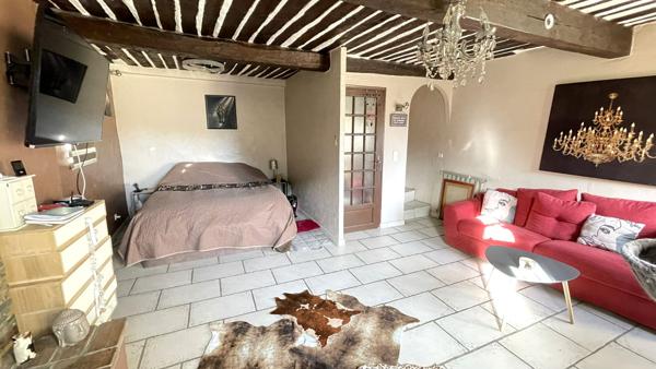 Élégante maison de ville avec terrasse sur les toits (91 m² )