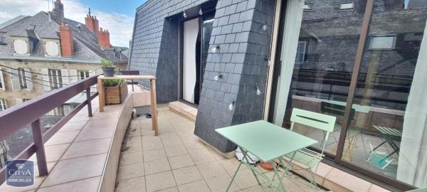 Appartement à louer 3 pièces 104.3m² Brive-la-Gaillarde (19100)