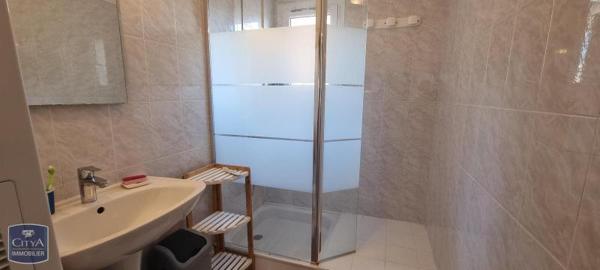 Appartement à louer 3 pièces 104.3m² Brive-la-Gaillarde (19100)