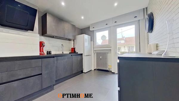 YUTZ, QUARTIER PRISE DE L'AERODROME, BEL APPARTEMENT DE 75 M² AVEC 2 CHAMBRES + BALCON + CAVE PRIVATIVE + GARAGE