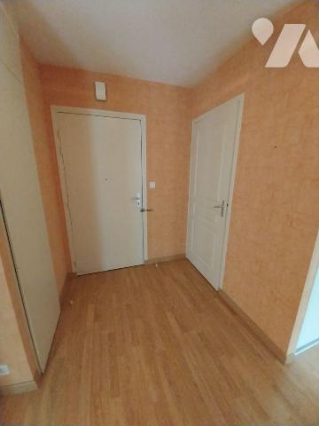 Appartement à vendre à Vitré (35500) en Ille-et-Vilaine (35)

Situé en centre-ville, l'appart...