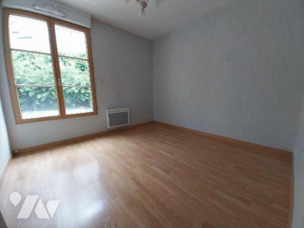 Appartement à vendre à Vitré (35500) en Ille-et-Vilaine (35)

Situé en centre-ville, l'appart...