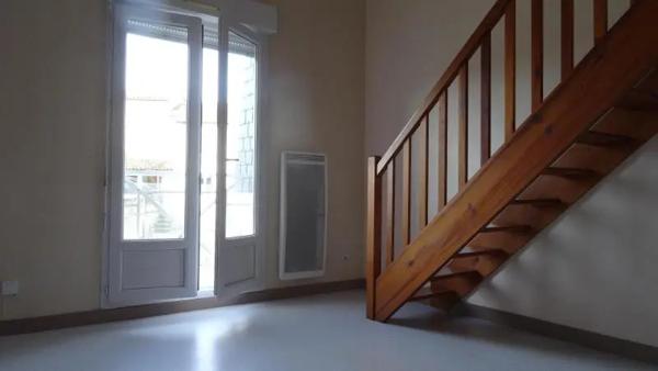 Appartement à louer 1 pièce 30m²