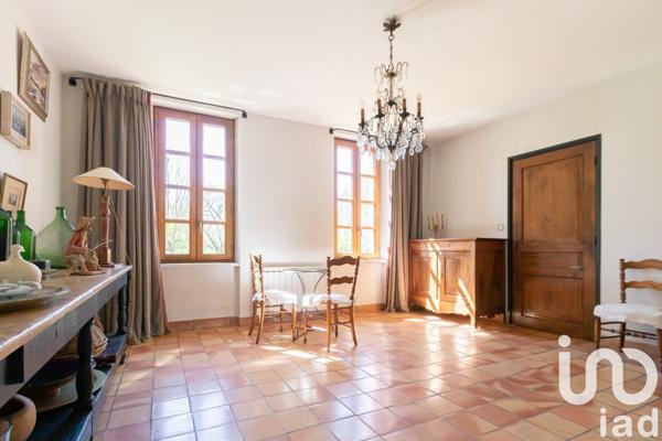 House for sale 8 rooms 237 m² Castelmayran