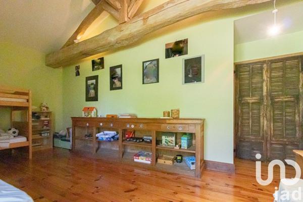 House for sale 8 rooms 237 m² Castelmayran