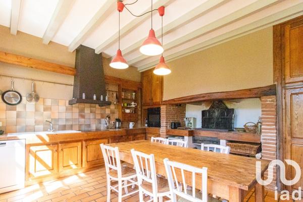 House for sale 8 rooms 237 m² Castelmayran