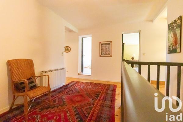 House for sale 8 rooms 237 m² Castelmayran