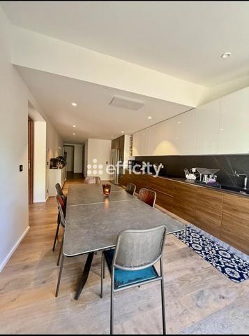 Maison
         5 pièces
        - 230 m² Bien prestige 485 000 € *