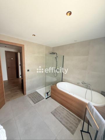 Maison
         5 pièces
        - 230 m² Bien prestige 485 000 € *