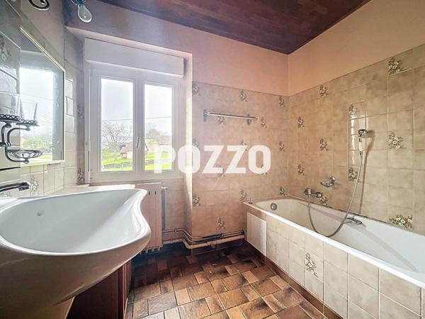 A VENDRE - Juvigny Les Vallées - Maison 6 pièce(s) 135.3 m² - Terrain - Dépendances JUVIGNY LES VALLEES