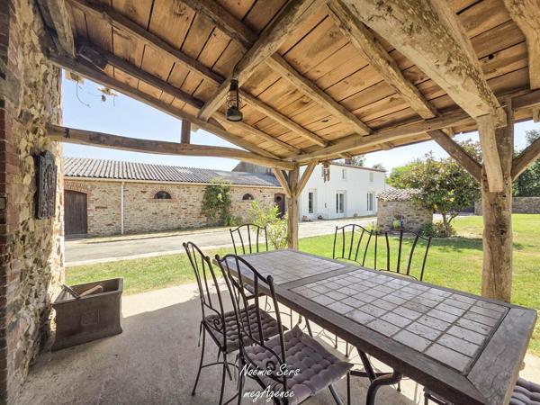 Maison à CHOLET, 49300 - 6 pièces 189m²