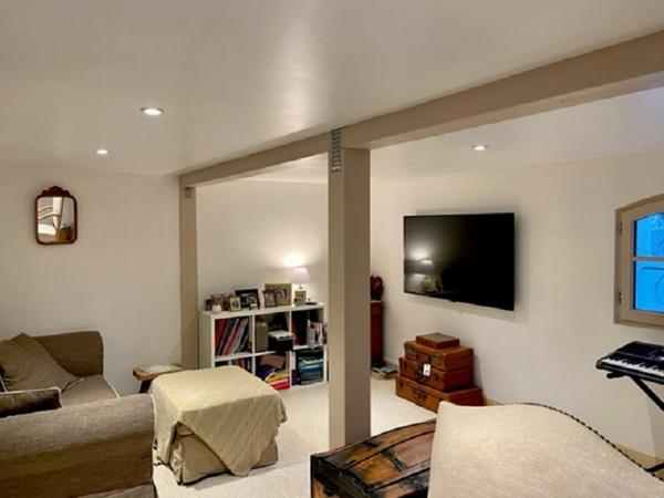 RARE : Chatelaillonnaise avec Studio et Terrain Constructible , Chatelaillon plage