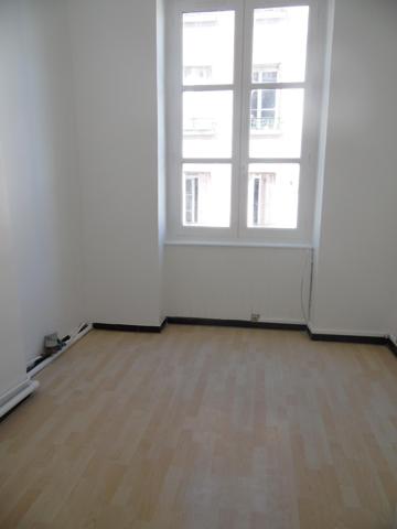 Lyon 3ème, 258 rue Duguesclin, à proximité du Métro ...