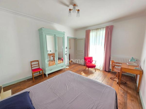 A 15 MN DE SAINT LEONARD DE NOBLAT SUPERBE MAISON DE MAITRE RENOVEE SUR MAGNIFIQUE PARC ARBORE DE 6 HA