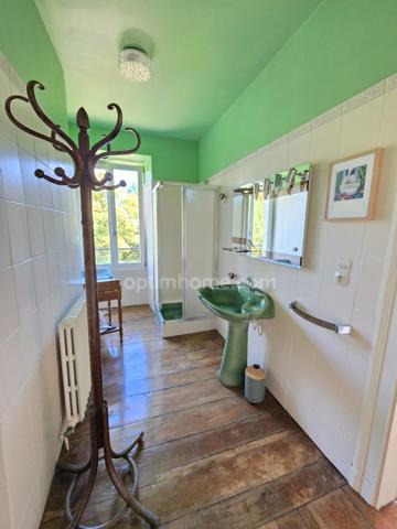 A 15 MN DE SAINT LEONARD DE NOBLAT SUPERBE MAISON DE MAITRE RENOVEE SUR MAGNIFIQUE PARC ARBORE DE 6 HA