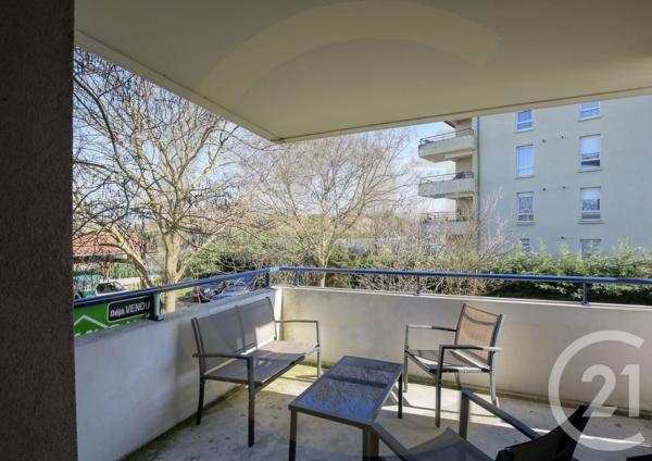 Appartement T3 à vendre  4 pièces - 63,34 m2 L ISLE D ABEAU - 38