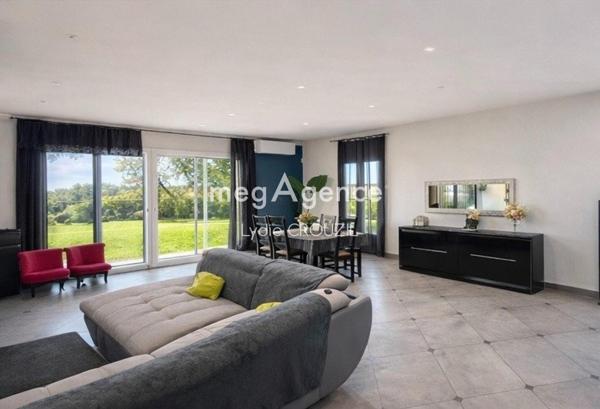 Maison à CARBONNE, 31390 - 5 pièces 170m²