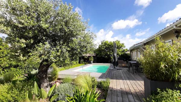 Maison à vendre    4 pièces •  Gujan-Mestras