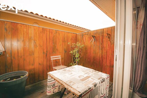 33760-TARGON - APPARTEMENT DEUX PIECES - PARKING