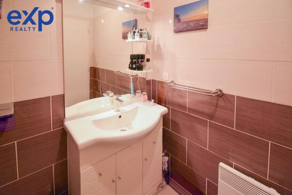 33760-TARGON - APPARTEMENT DEUX PIECES - PARKING