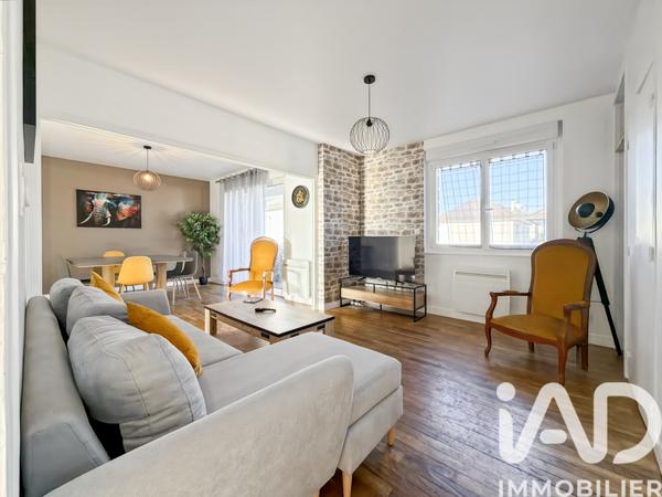 Immeuble à vendre 166,24 m² Saint-Berthevin