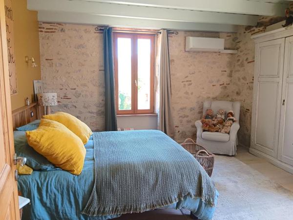 Saint-Géry 46330, maison 5 pièce avec grange et piscine