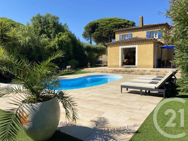 Maison à vendre  5 pièces - 114 m 2   STE MAXIME  - 83