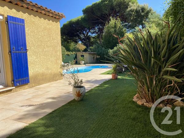 Maison à vendre  5 pièces - 114 m 2   STE MAXIME  - 83