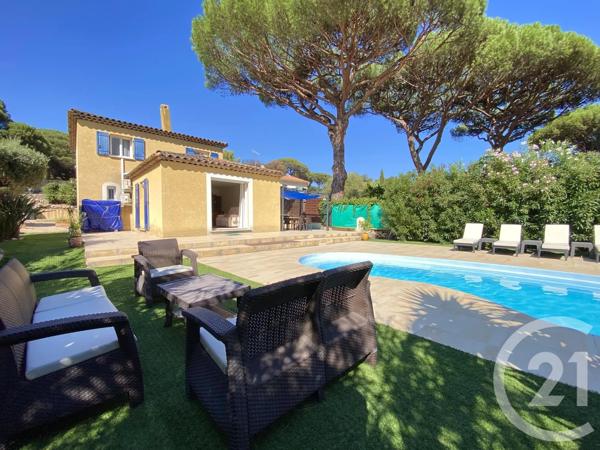 Maison à vendre  5 pièces - 114 m 2   STE MAXIME  - 83
