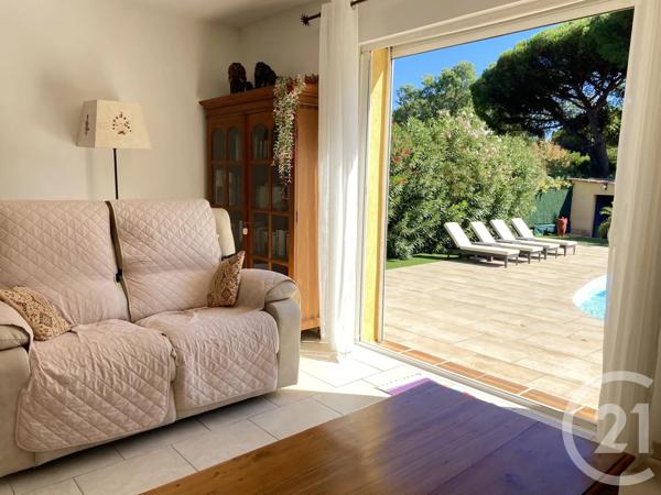 Maison à vendre  5 pièces - 114 m 2   STE MAXIME  - 83
