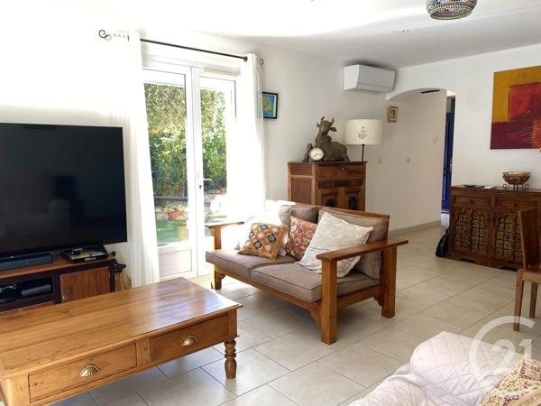 Maison à vendre  5 pièces - 114 m 2   STE MAXIME  - 83
