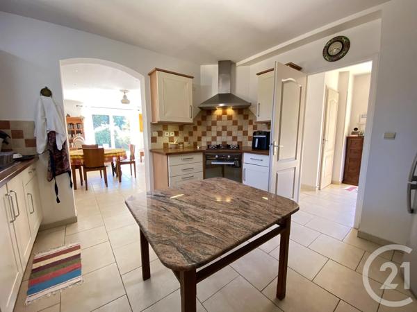 Maison à vendre  5 pièces - 114 m 2   STE MAXIME  - 83