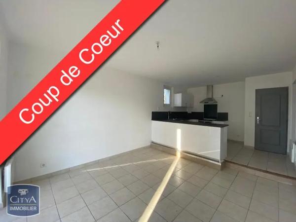 Appartement à louer 4 pièces 87.86m² Pernes-les-Fontaines (84210)