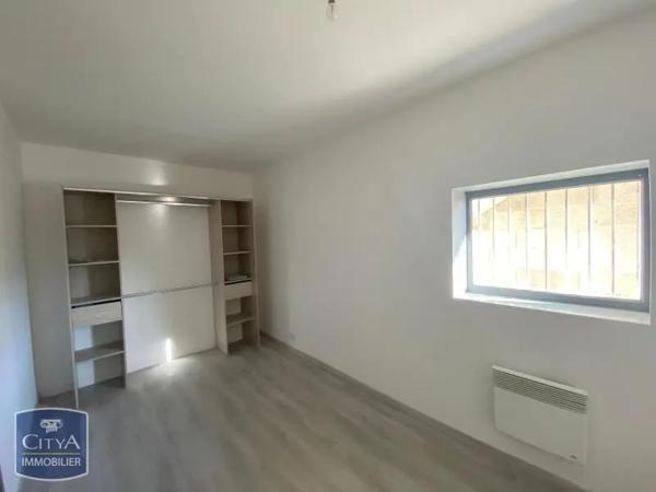 Appartement à louer 4 pièces 87.86m² Pernes-les-Fontaines (84210)