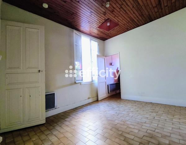 Maison
         9 pièces
        - 140 m² Exclusivité 850 000 € *