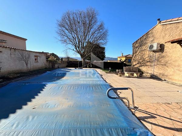 À VENDRE EN EXCLUSIVITE 84530 VILLELAURE MAISON PLAIN-PIED TYPE 6 PIECES D'ENVIRON 170M² AVEC GARAGE, JARDIN ET PISCINE